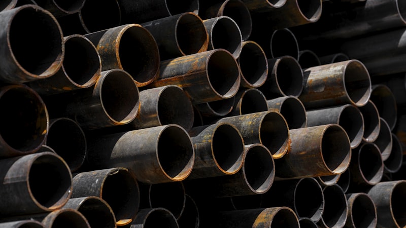 Reference for Used steel props needed for a Klang warehouse project